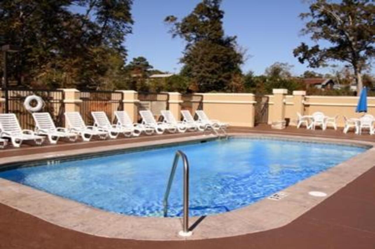 Hampton Inn Enterprise Bagian luar foto