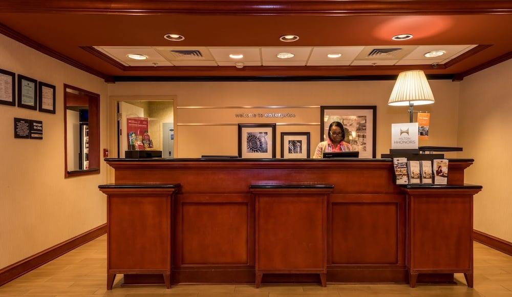 Hampton Inn Enterprise Bagian luar foto
